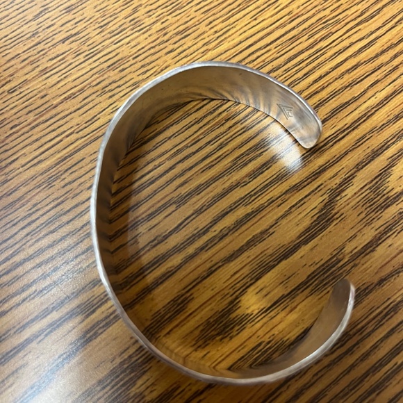 Silpada Cuff”All in the Wrist” Bracelet - Picture 7 of 9